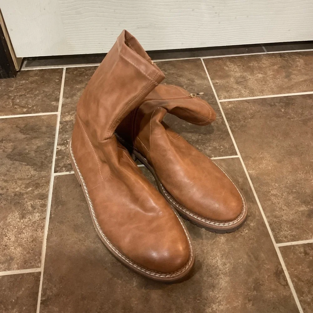Anthropologie Silent D Rareful Ankle Boots in Tan Size 40